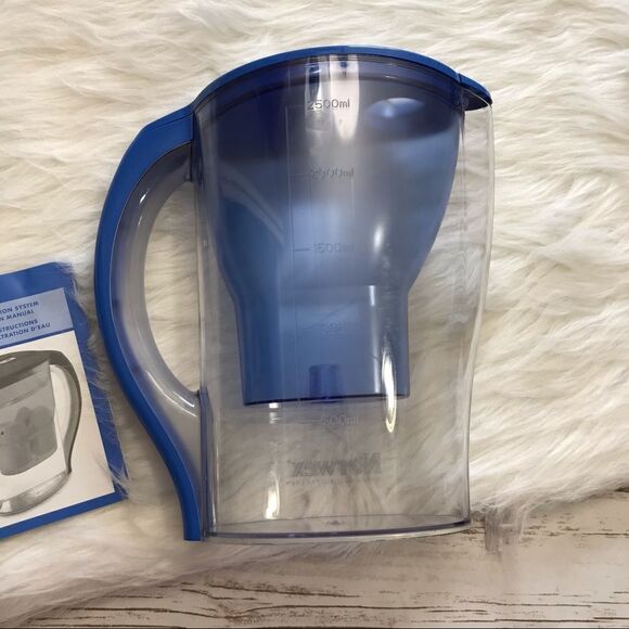 Norwex Water Filtration System Water Pitcher - Picture 6 of 6